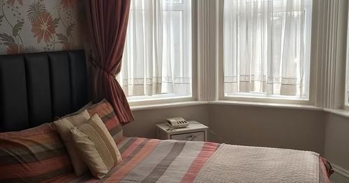 Kensington Hotel Борнмът Екстериор снимка